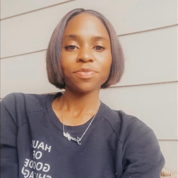 Meet your Posher, Jen - Picture 1 of 1